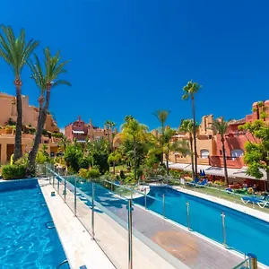 https://luxury-townhouse-puerto-banus.es-andalucia.com
