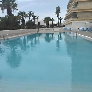 https://apartamento-en-playa-honda.in-canary-islands.com